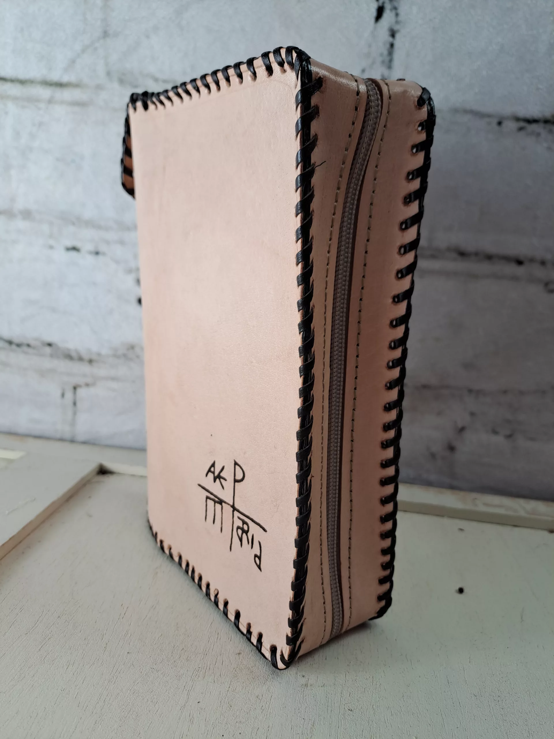 FUNDA DE SALTERIO DE CUERO